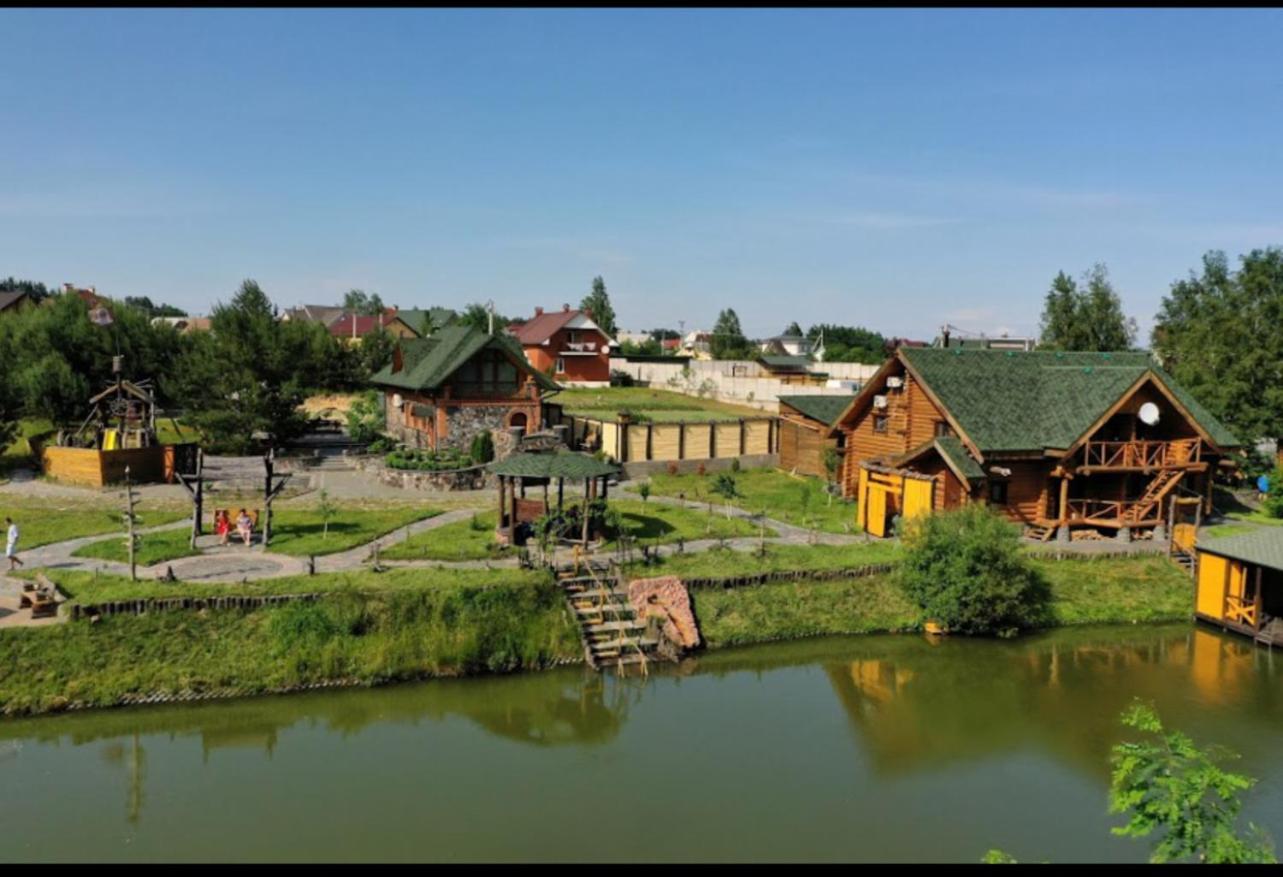 Gostynna Sadyba Kit Bayun Teterivka Buitenkant foto