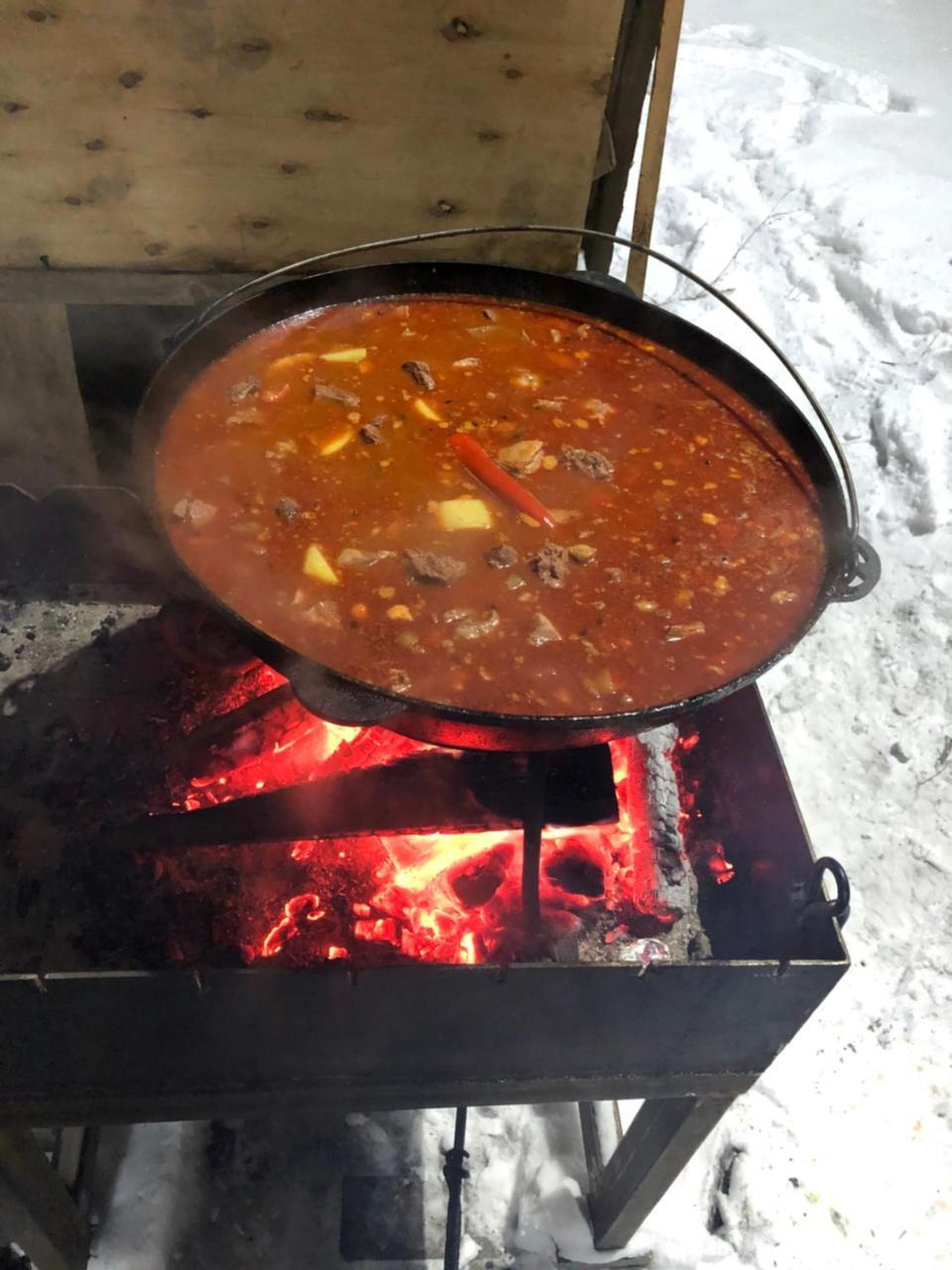 Gostynna Sadyba Kit Bayun Teterivka Buitenkant foto
